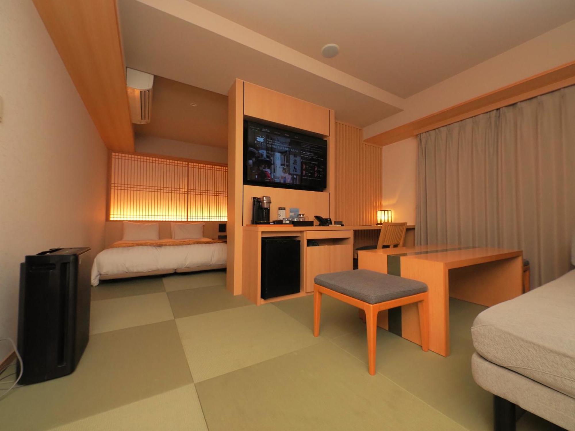 Henn Na Hotel Premier Kyoto Gojo Karasuma -Formerly Watermark Hotel Kyoto- — Photos 3